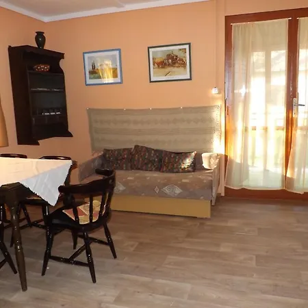 Vendégház Szarvasi Ueduelohaz